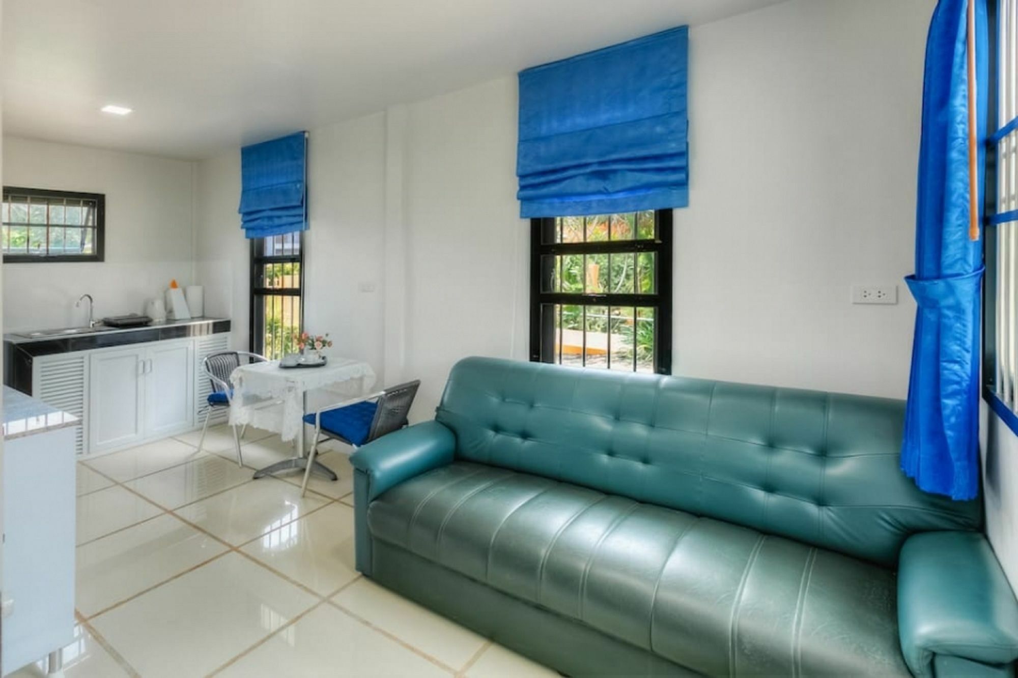 חוף סורין Aquatoria Phuket Bangtao Villa מראה חיצוני תמונה